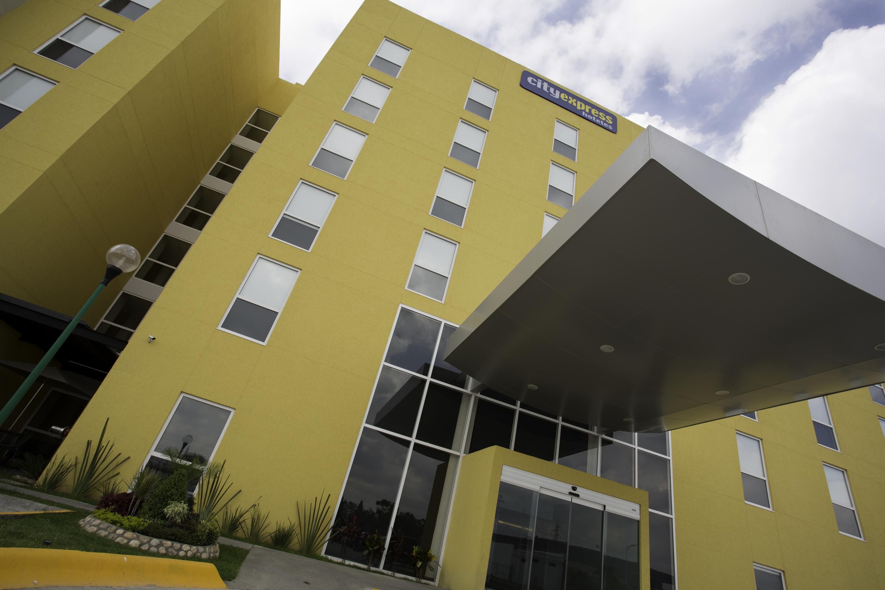City Express By Marriott Irapuato Norte Eksteriør bilde