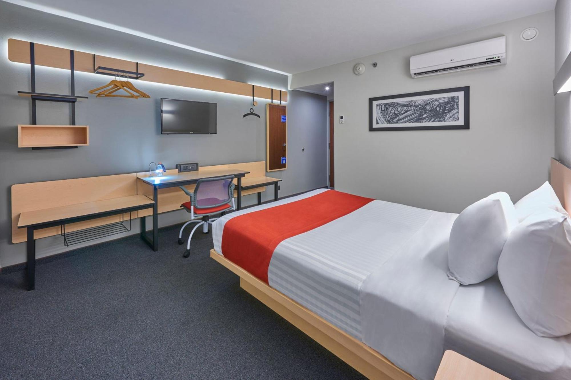City Express By Marriott Irapuato Norte Eksteriør bilde